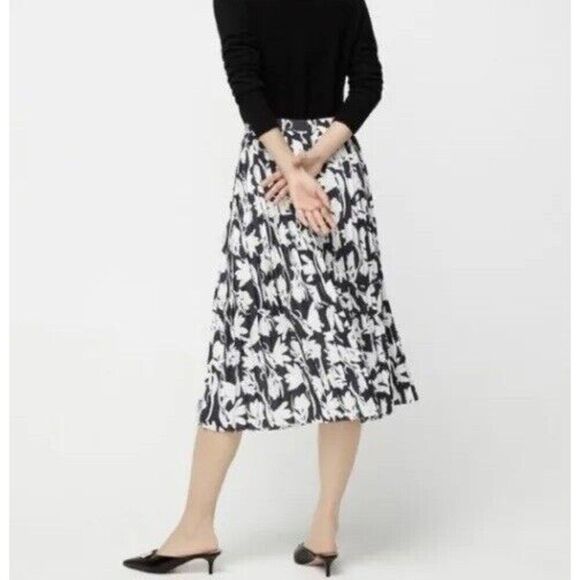 J.Crew Pleated Midi in Navy & White Shadow Print Chiffon A-line Skirt Tall 8 NWT - Picture 4 of 10